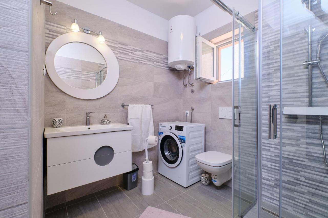 Apartment Kaleta Sveti Jakov Esterno foto