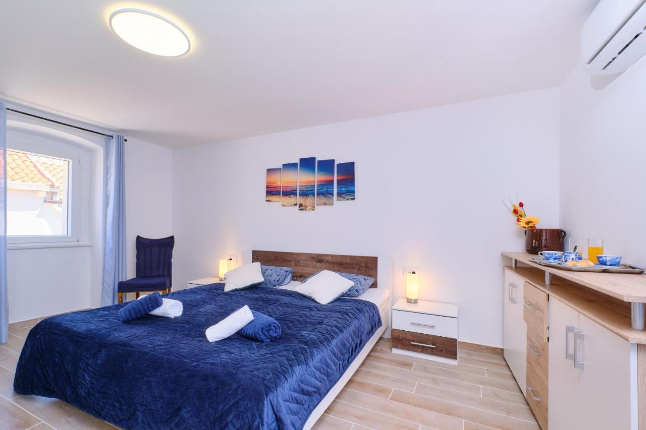 Apartment Kaleta Sveti Jakov Esterno foto